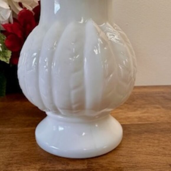 Randall Milk Glass Feather Vase‎ Vintage Bud Vase White Glass - Picture 7 of 7